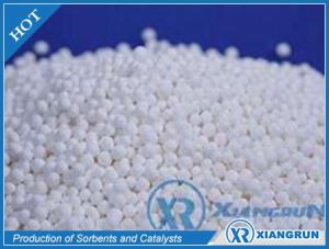 Aktiverad aluminiumoxid för HCI ADSORPTION